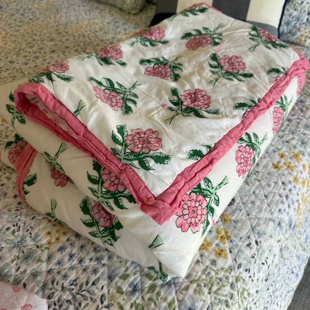 Roller Rabbit floral rosebud